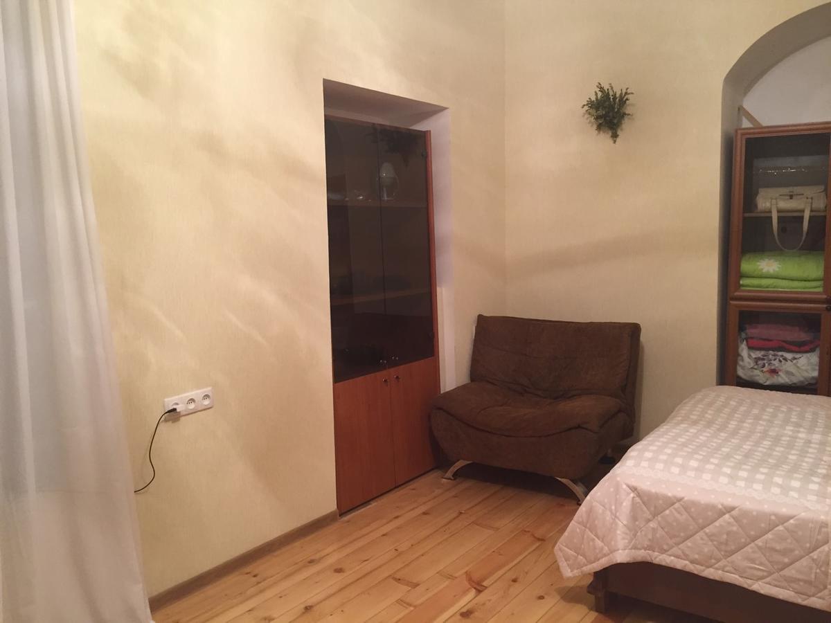 Apartment In Tbilisi Center Isk Home Exterior foto